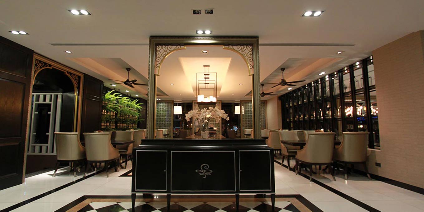 Three Cafe Restaurant