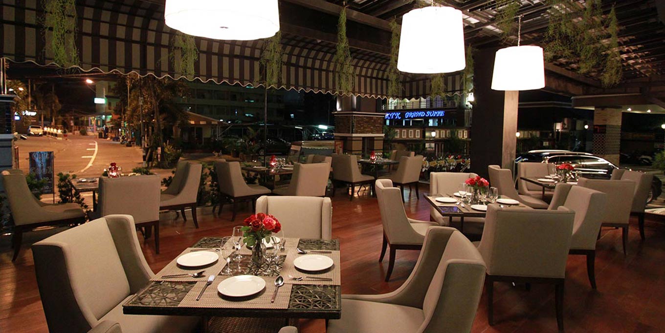 Three Cafe Restaurant